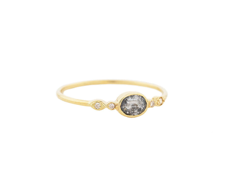 CELINE DAOUST | Slice of universe ring | grey diamond