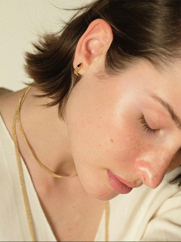 MAGGOOSH | Garnet Chain Hoops