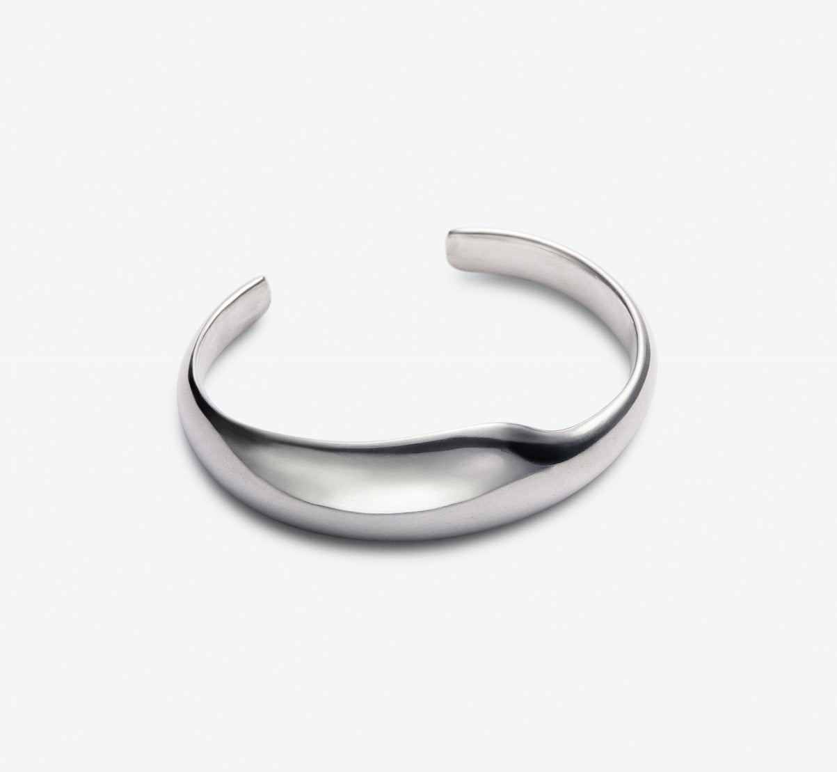 HELENA ROHNER | Irregular bracelet