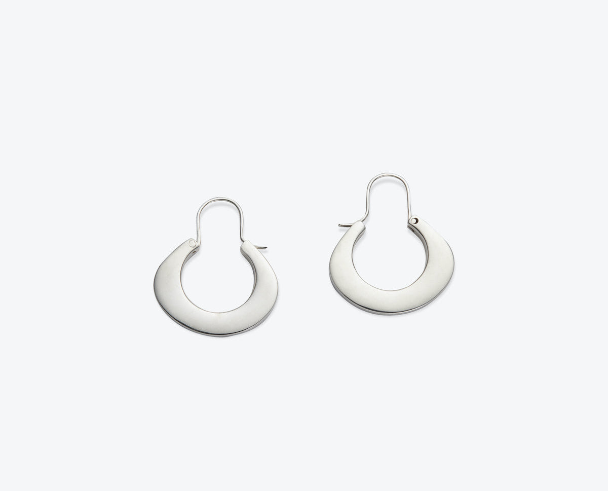 HELENA ROHNER | FLAT WIDE SILVER EARRINGS