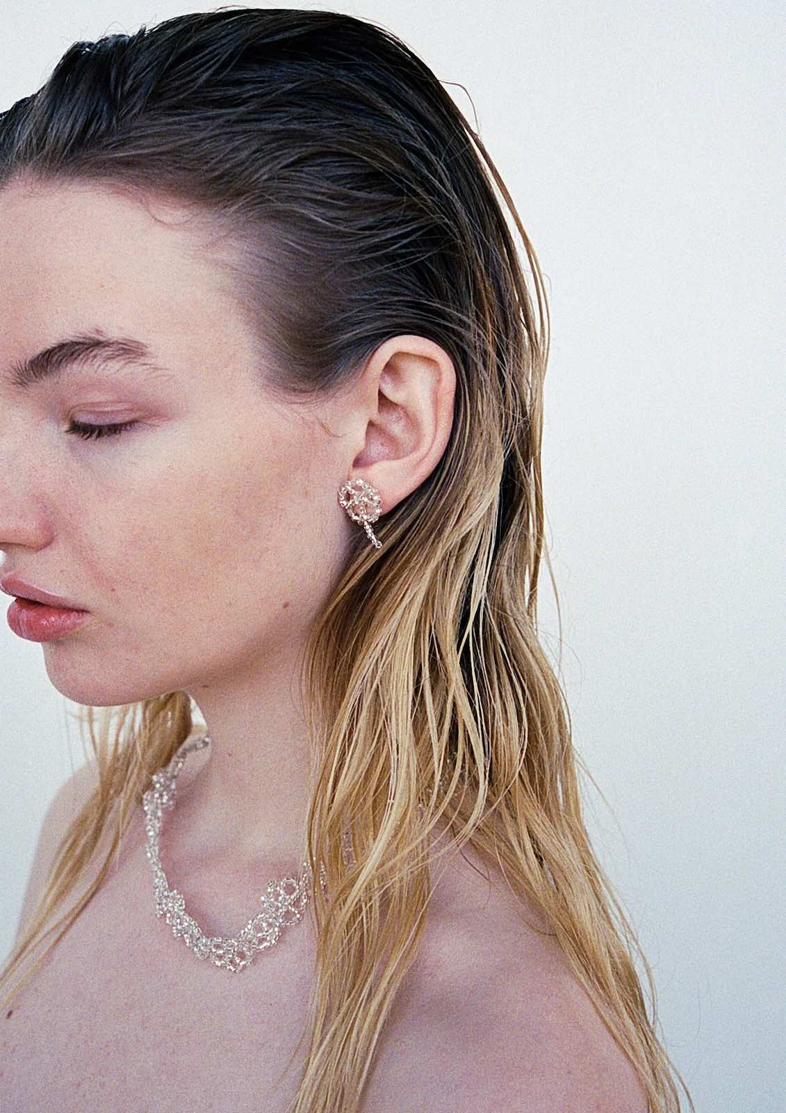 PURA UTZ | MINI FLOWER EAR STICK
