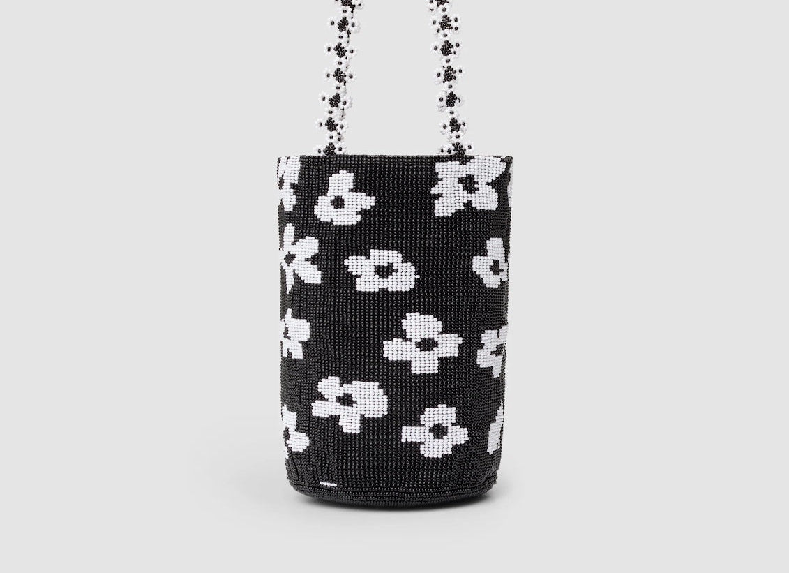 PURA UTZ | BLACK FLOWER DREAM BAG