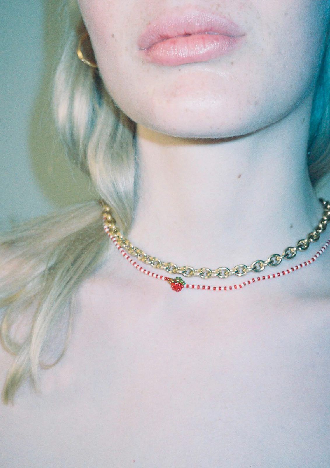 PURA UTZ | MINI STRIPED APPLE NECKLACE