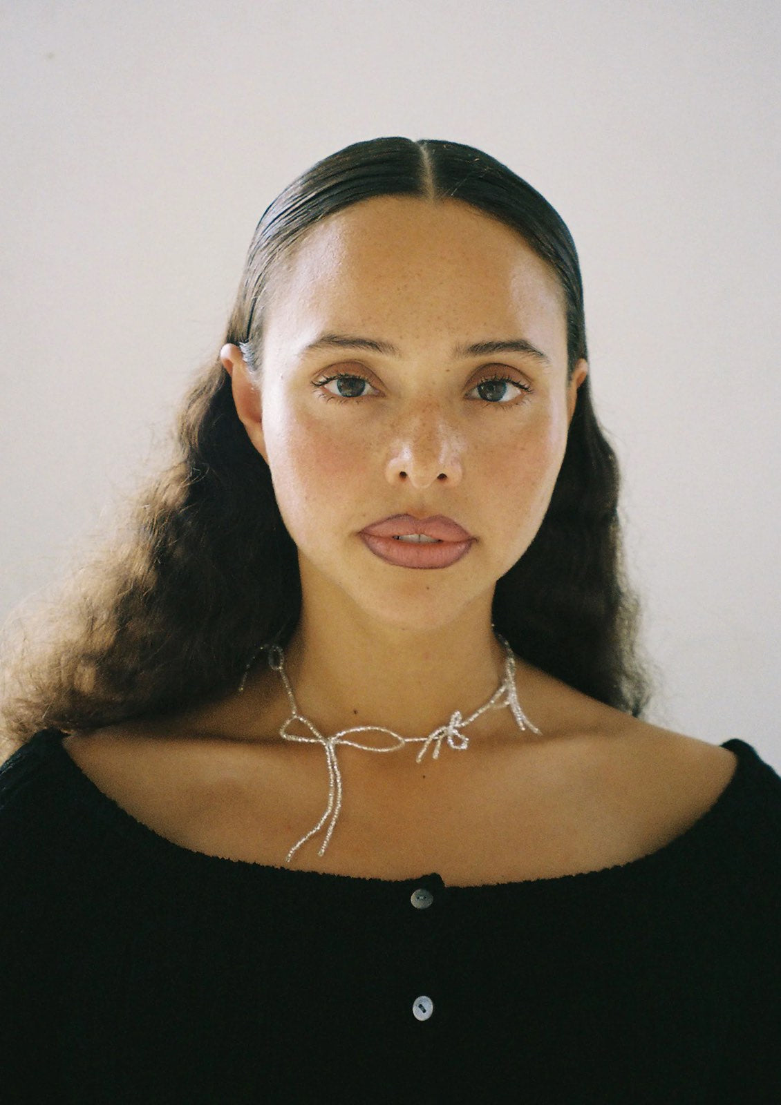 PURA UTZ | MULTI BOW NECKLACE