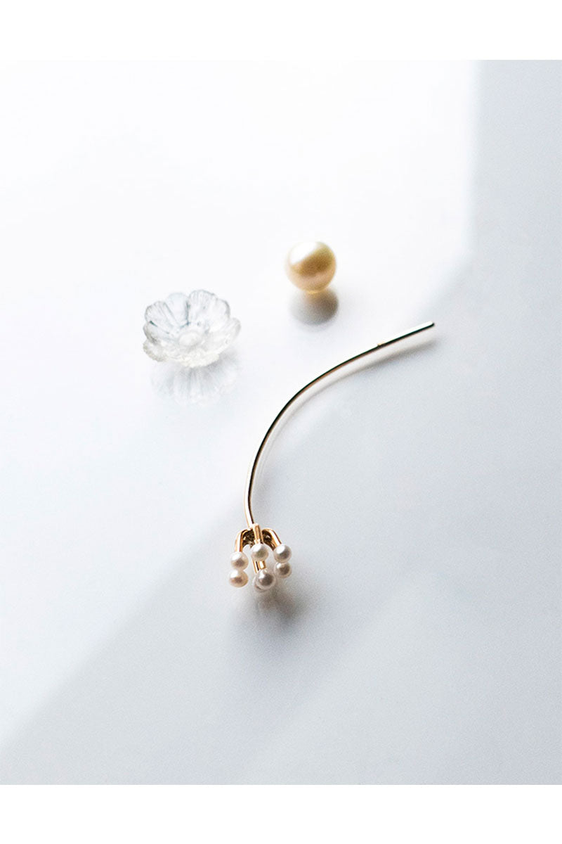 SIMMON SATO | CLEAR FLOWER LONG EARRINGS | TULIP