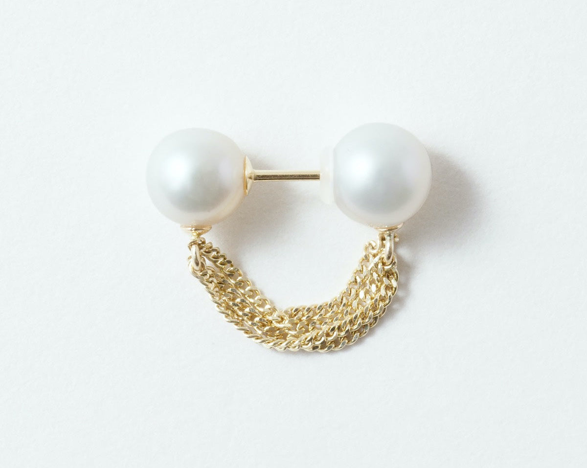 SIMMON SATO | HORSE TAIL FRINGE HOOP EARRINGS | GOLD