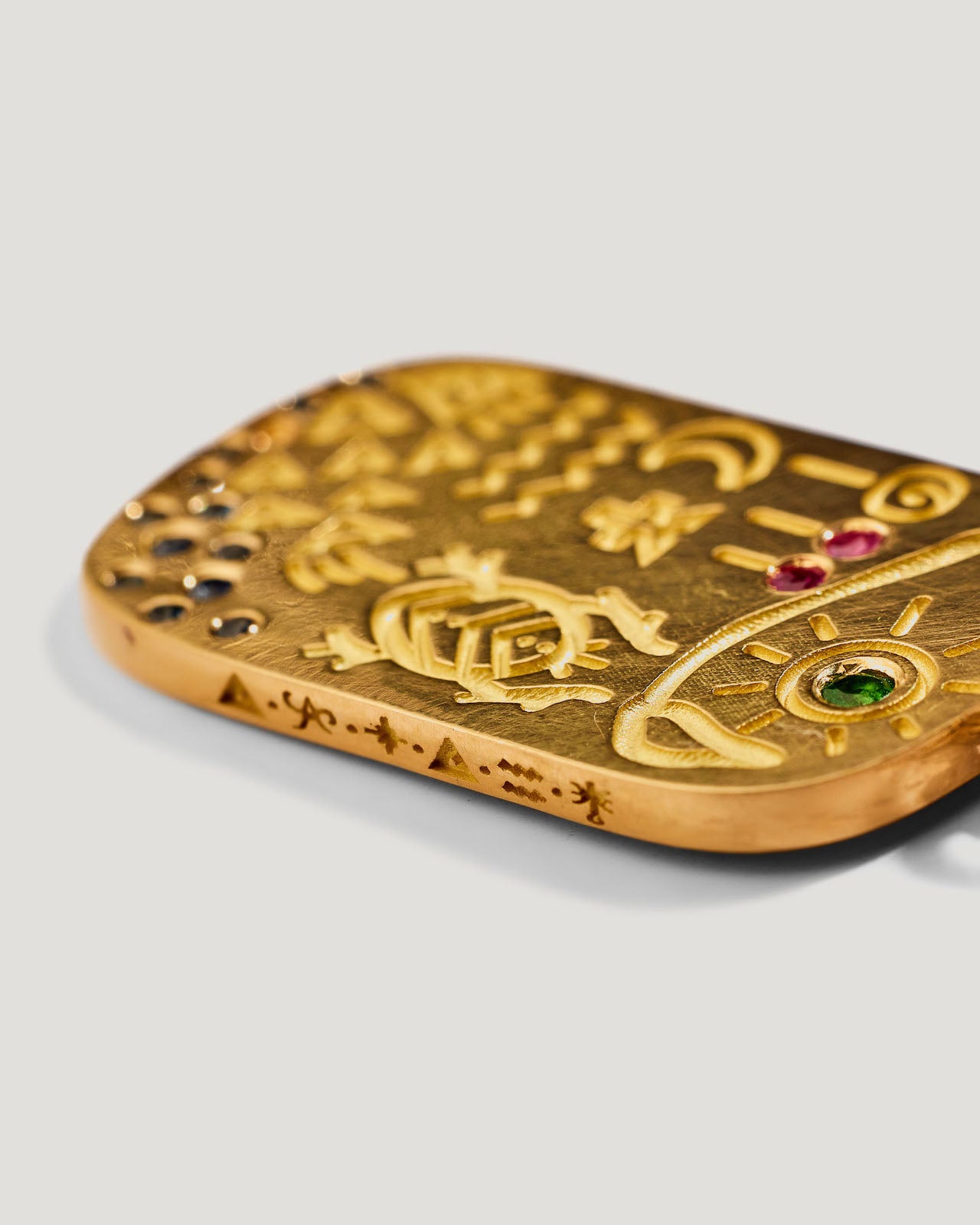 PARI | NEKAU NECKLACE