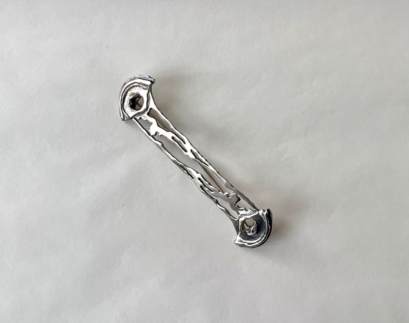 ALEXANDROS TZANNIS STUDIO | Teardrop Broche 2 eyes horizontal