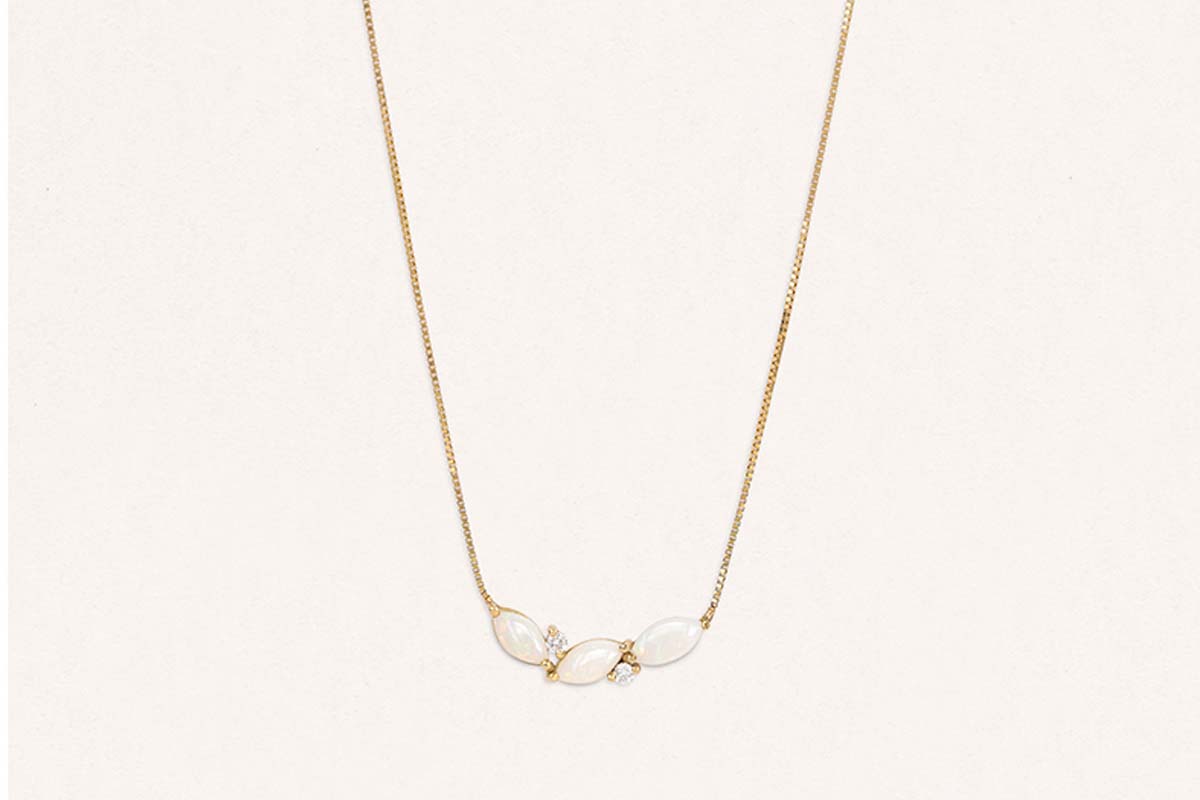 AVALON | Necklace with opals and lab-grown diamonds