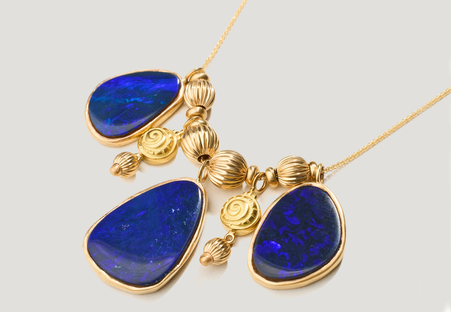 PARI | The Three Sisters necklace