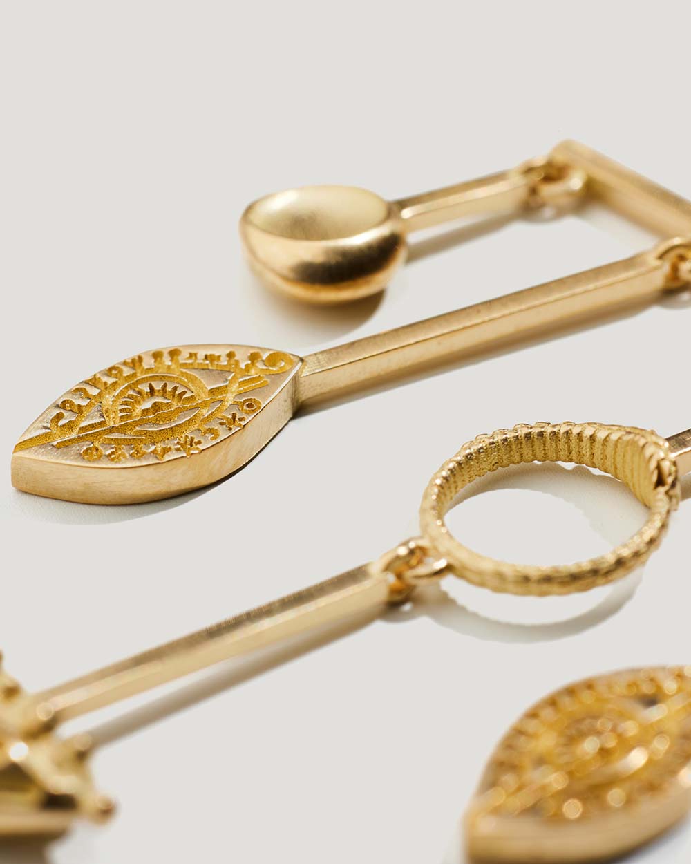 PARI | Cleopatra earrings