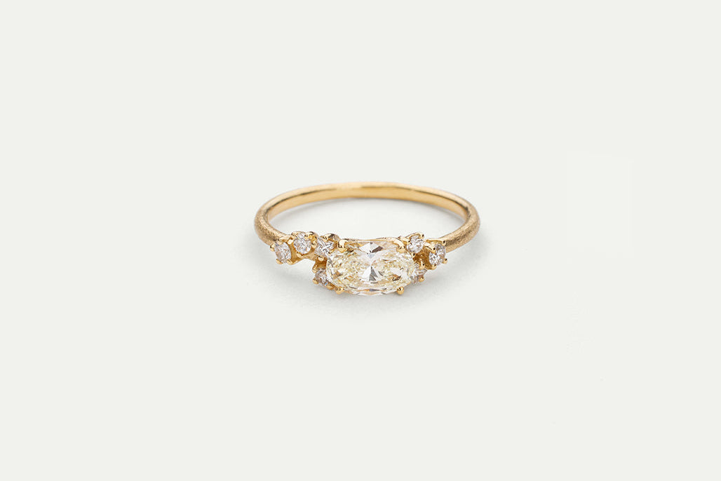 WE BY WHITEBIRD | Aurora ring | White diamond ring