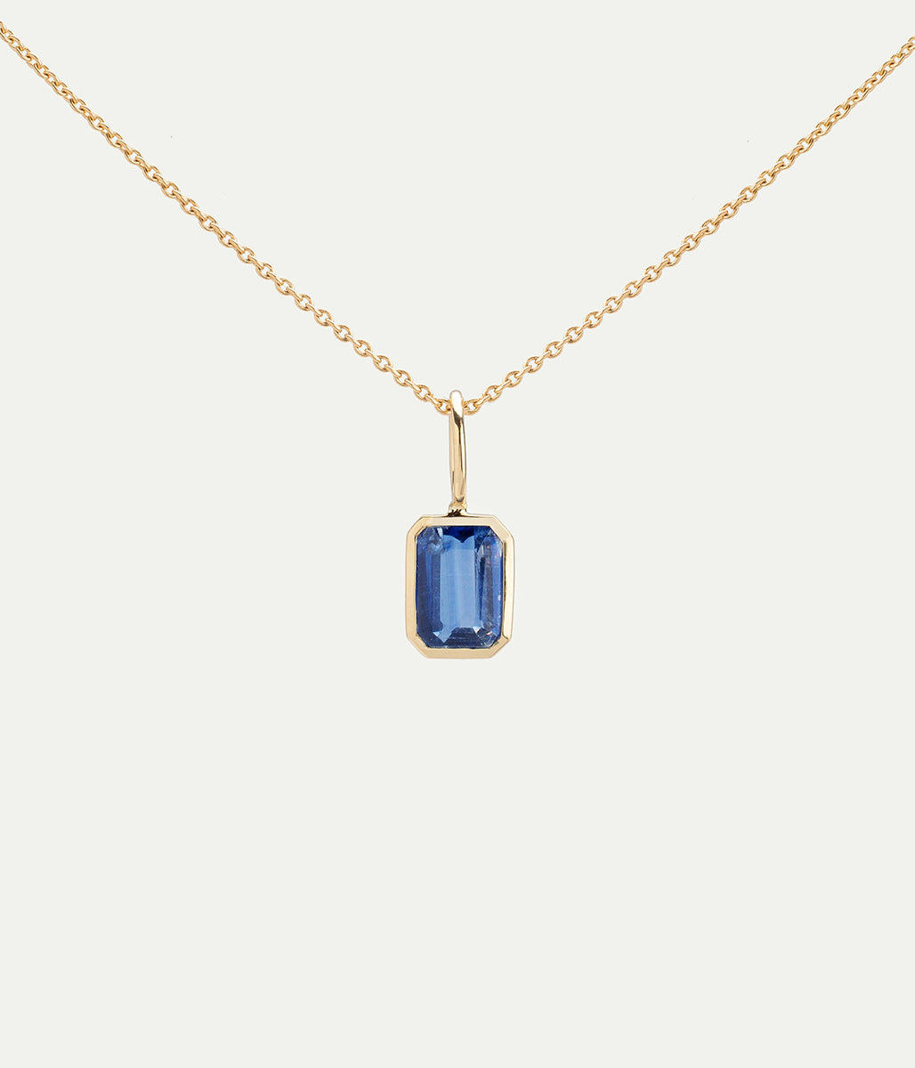 WE BY WHITEBIRD | Dancing drop kyanite pendant