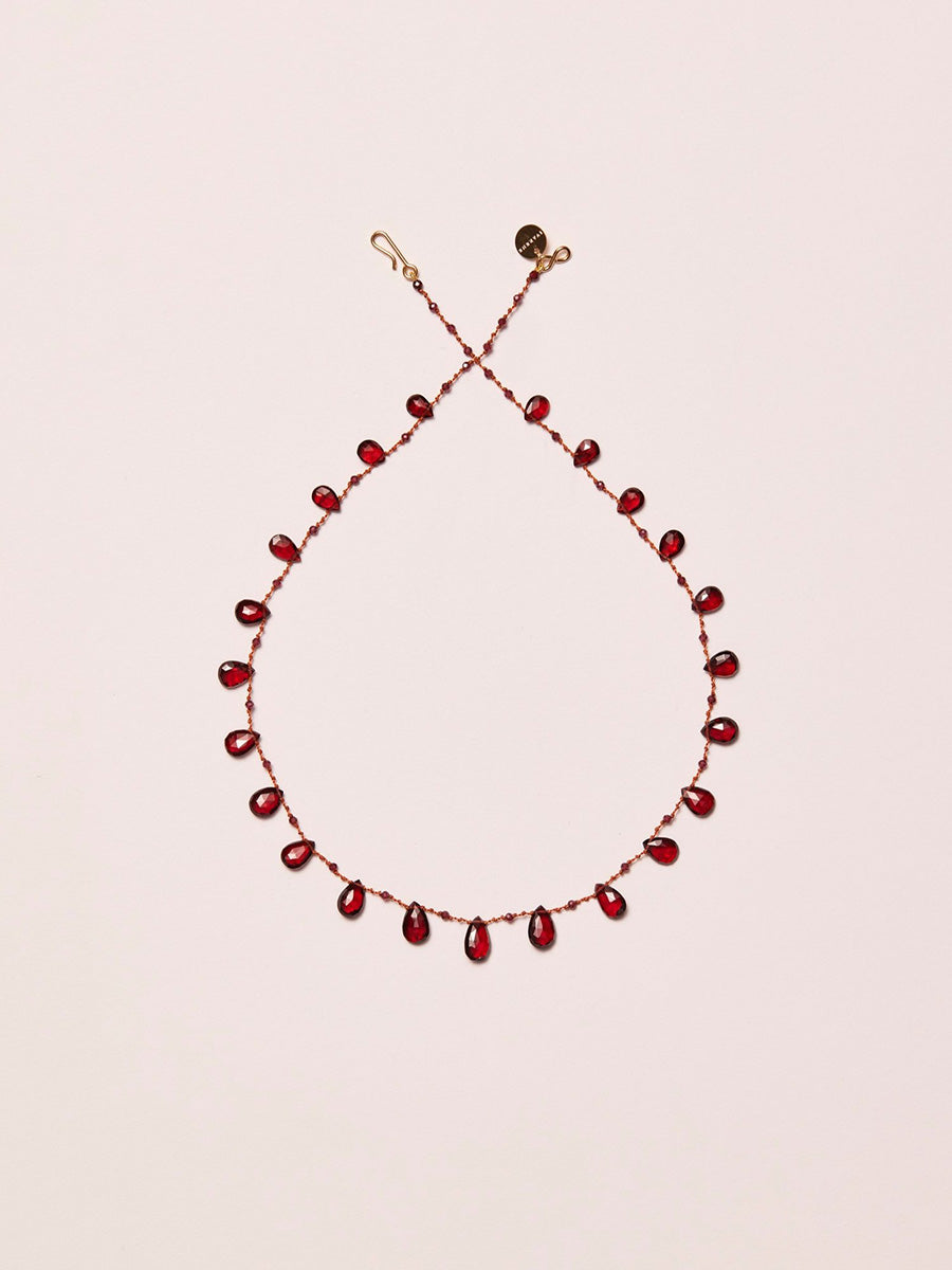 IVARENE | Elston necklace with garnets