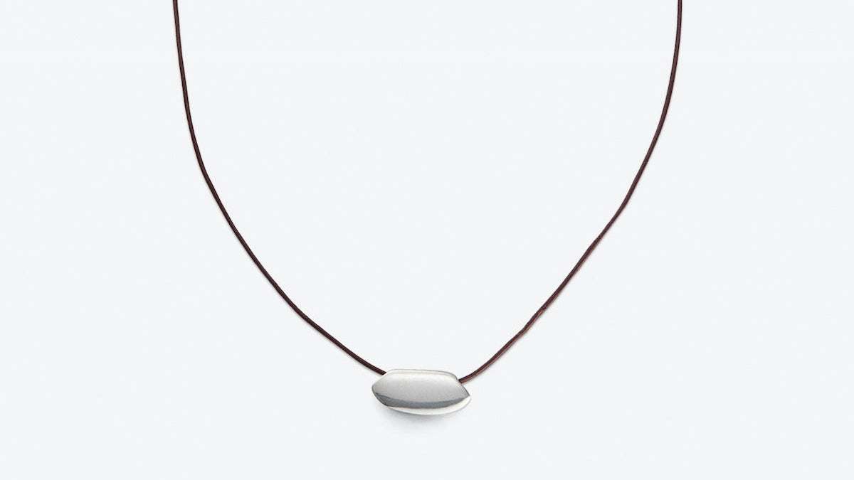 HELENA ROHNER | Flat oval silver pendant