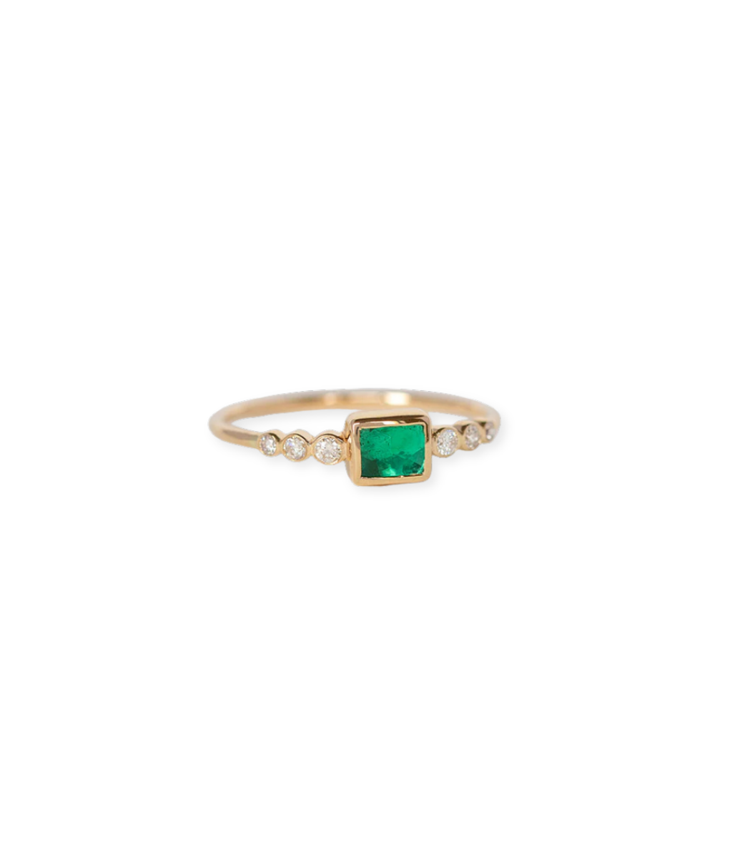 CELINE DAOUST | Green Sapphire & six Diamonds ring