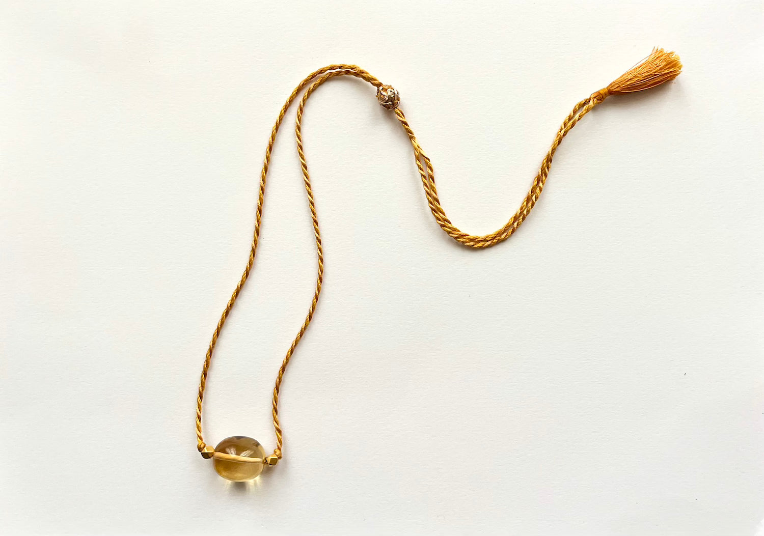 IAIA CARAVAN | Chota Cord necklace in citrine with single thread