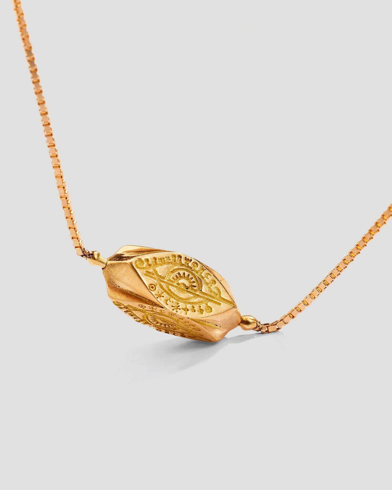 PARI | THE EYE OF RA NECKLACE