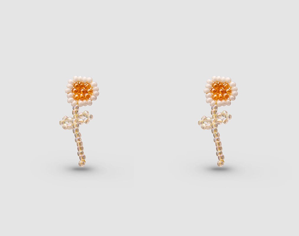 PURA UTZ | DAISY STICK EARRINGS