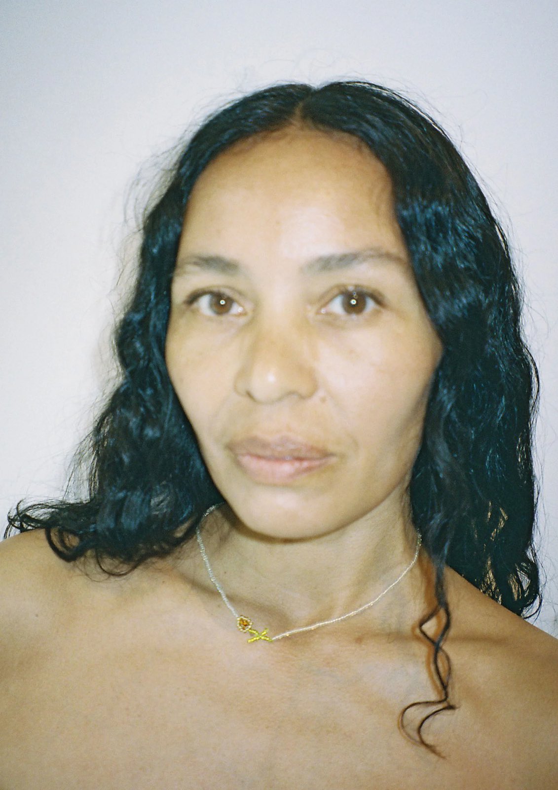 PURA UTZ | MINI BROWN FLOR NECKLACE