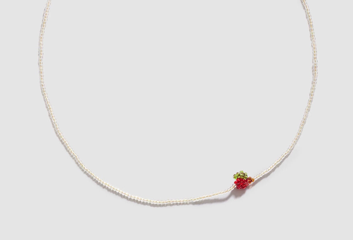 PURA UTZ | MINI APPLE NECKLACE