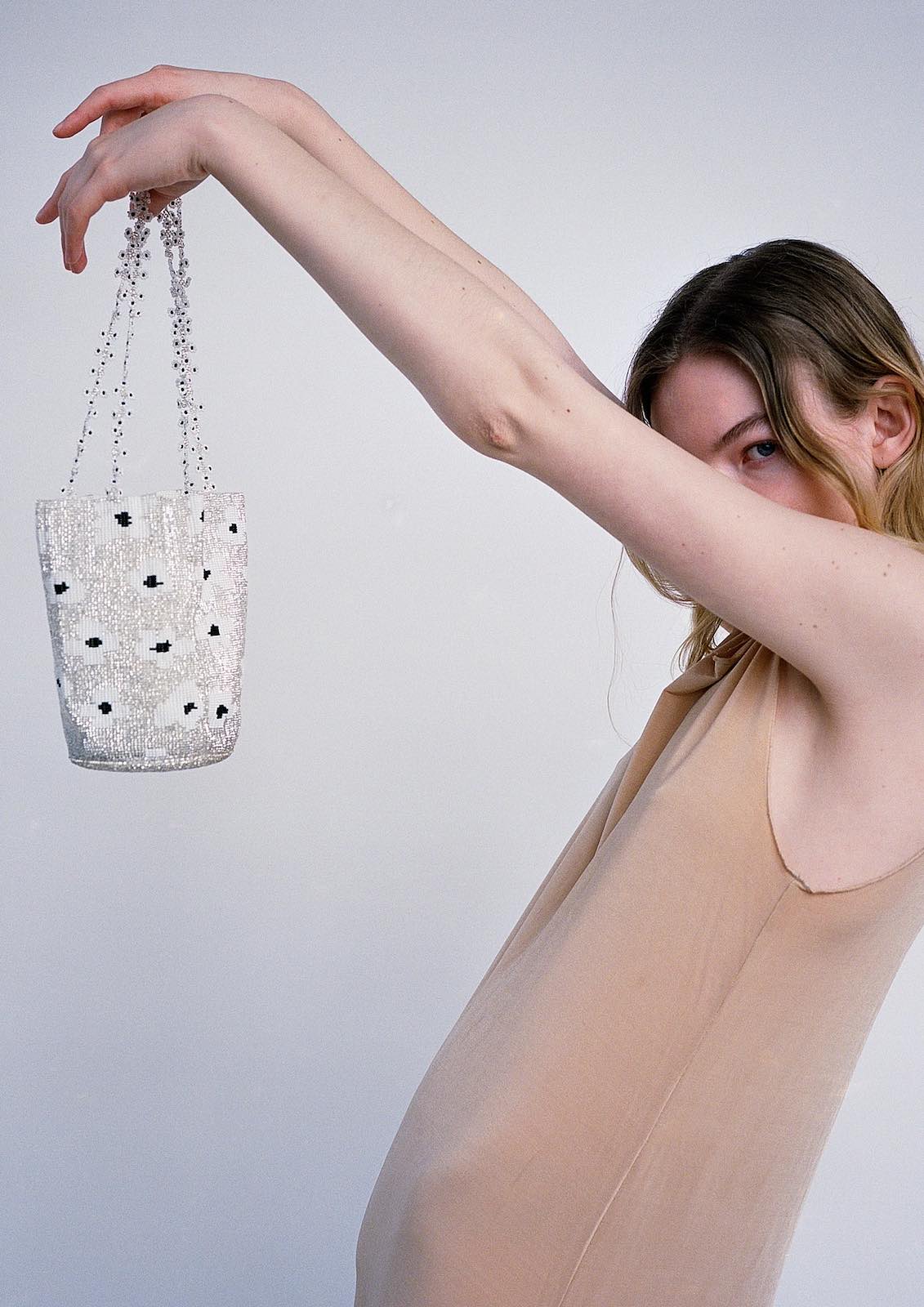 PURA UTZ | SILVER FLOWER DREAM BAG