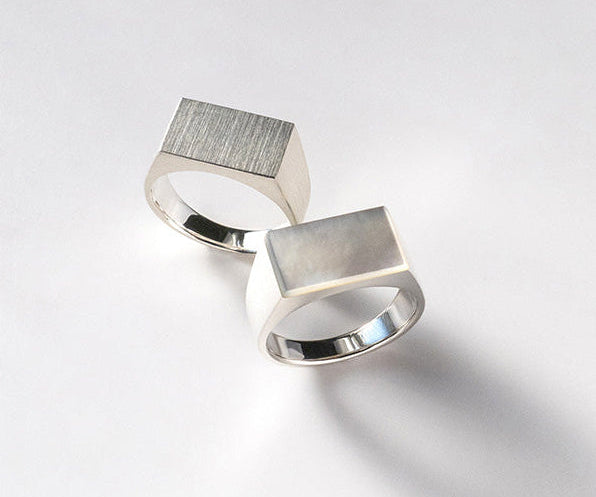 SIMMON SATO | RECTANGLE SIGNET RING
