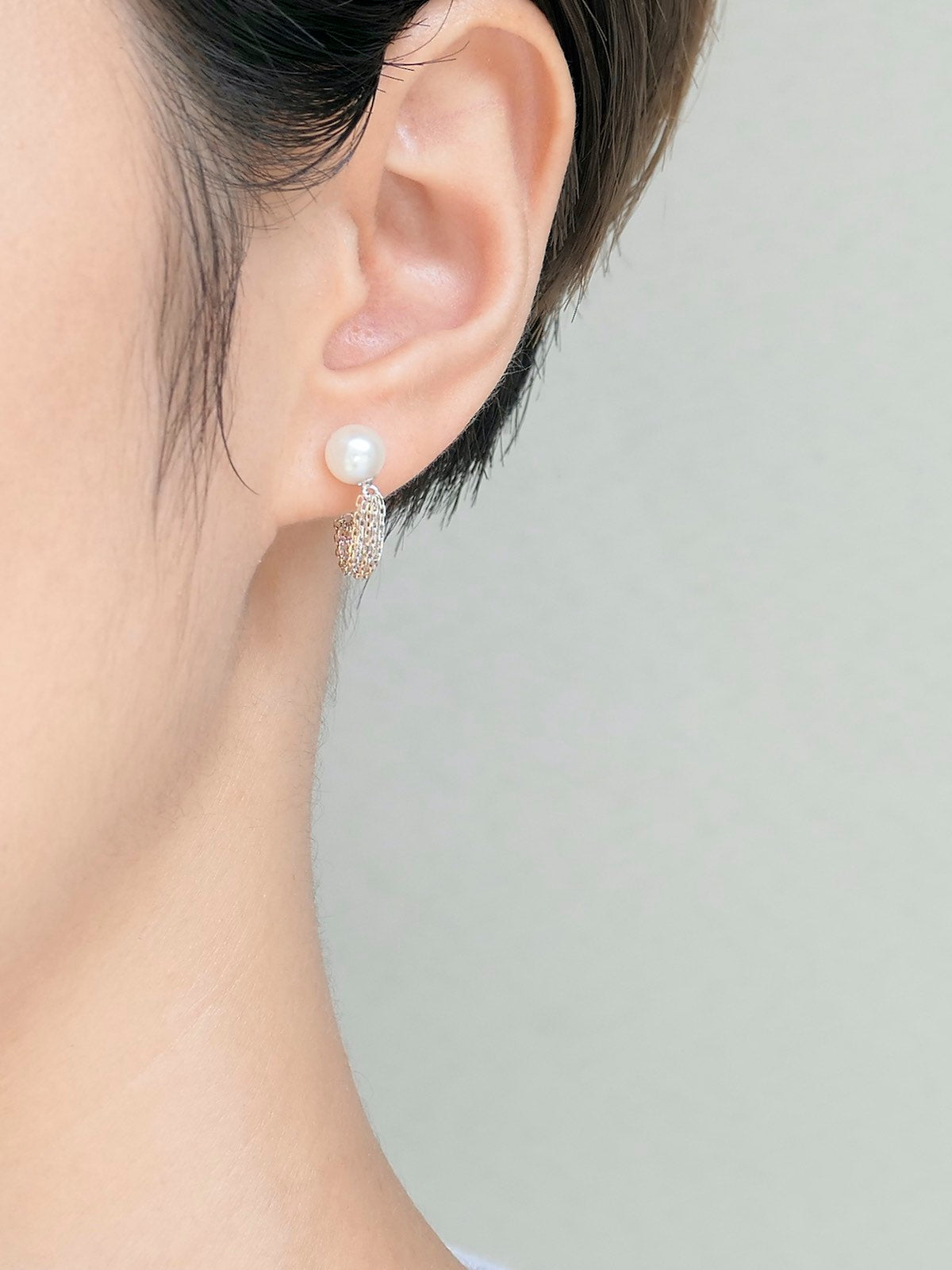 SIMMON SATO | HORSE TAIL FRINGE HOOP EARRINGS | ΜΙΧ