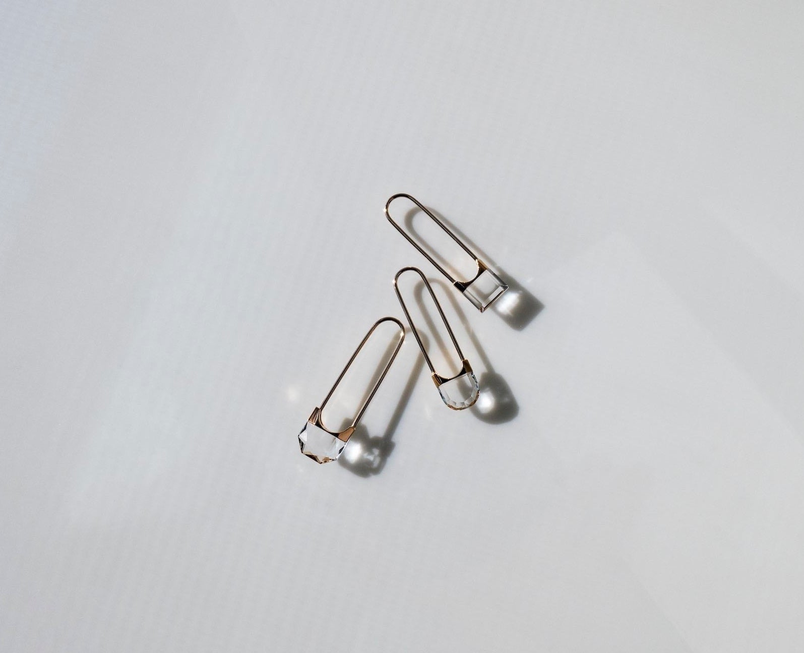 SIMMON SATO | DROP QUARTZ EARRINGS | SQUARE SHORT
