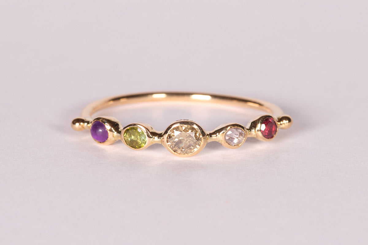 Dorette | Green tourmaline and amethyst diamond ring