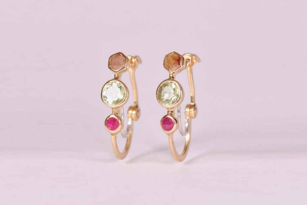 Dorette | Olive tourmaline, ruby and diamond earrings