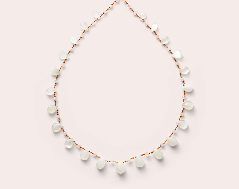 IVARENE | Alcyona necklace with white moonstone