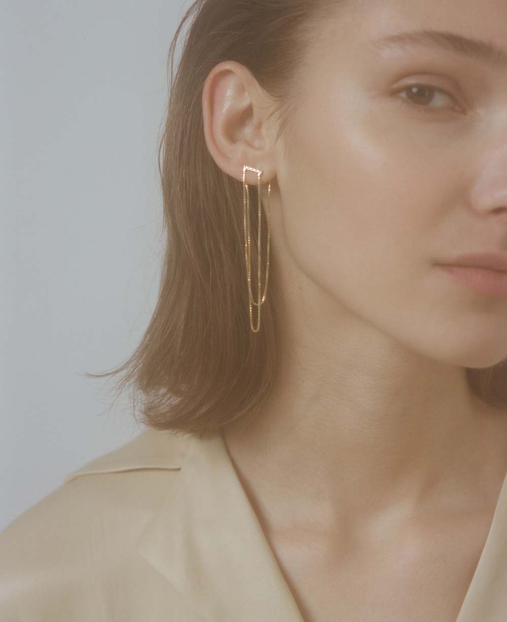 MAGGOOSH | Currents cross earrings