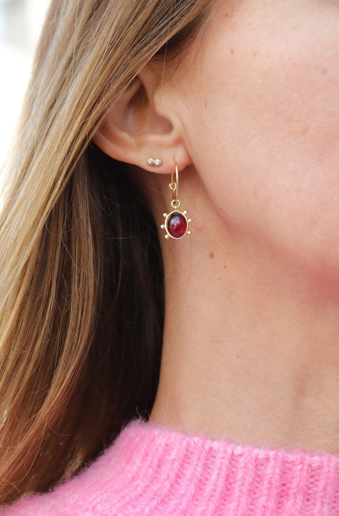 DANAI GIANNELLI | Garnet earrings