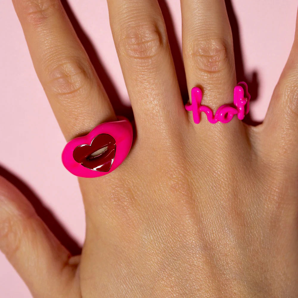 HOTLIPS BY SOLANGE | Neon loveheart hotlips ring