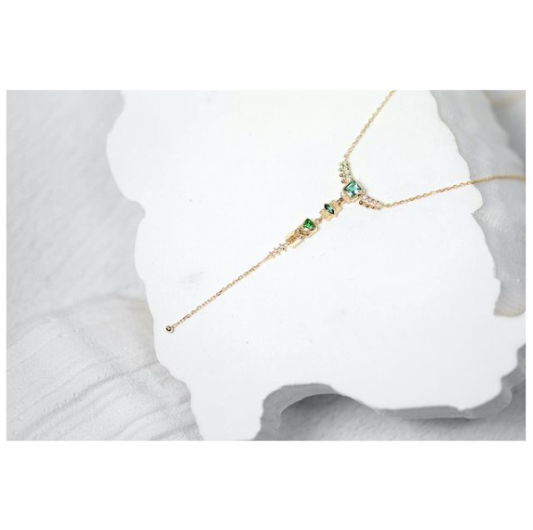 CELINE DAOUST | Green tourmaline and diamonds lariat totem necklace