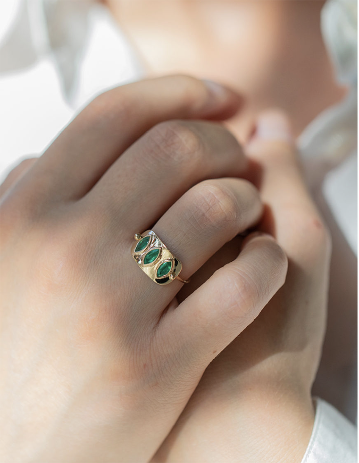 CELINE DAOUST | Marquise emeralds ring