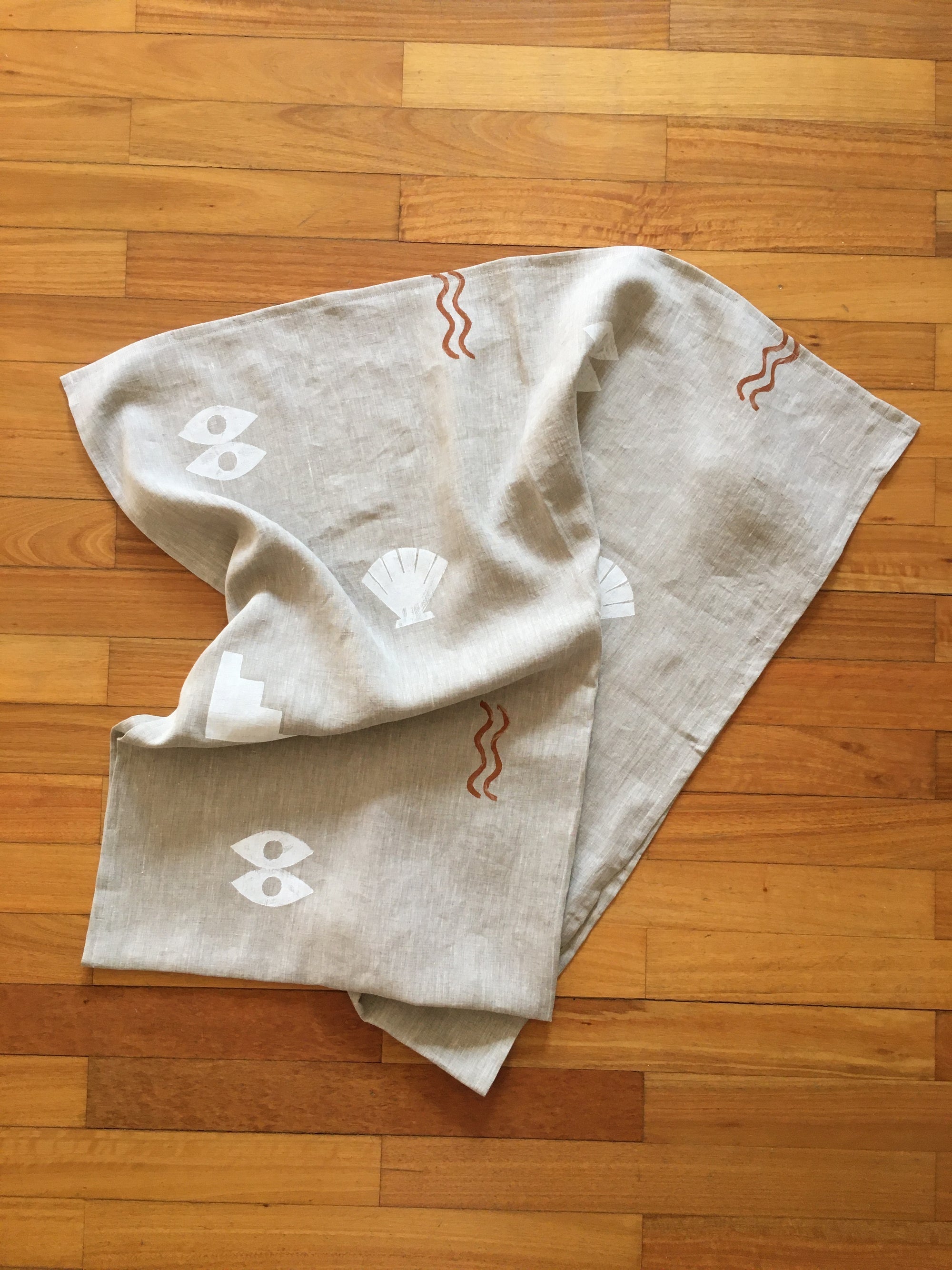 AMIDST STUDIOS | Olhos linen towel