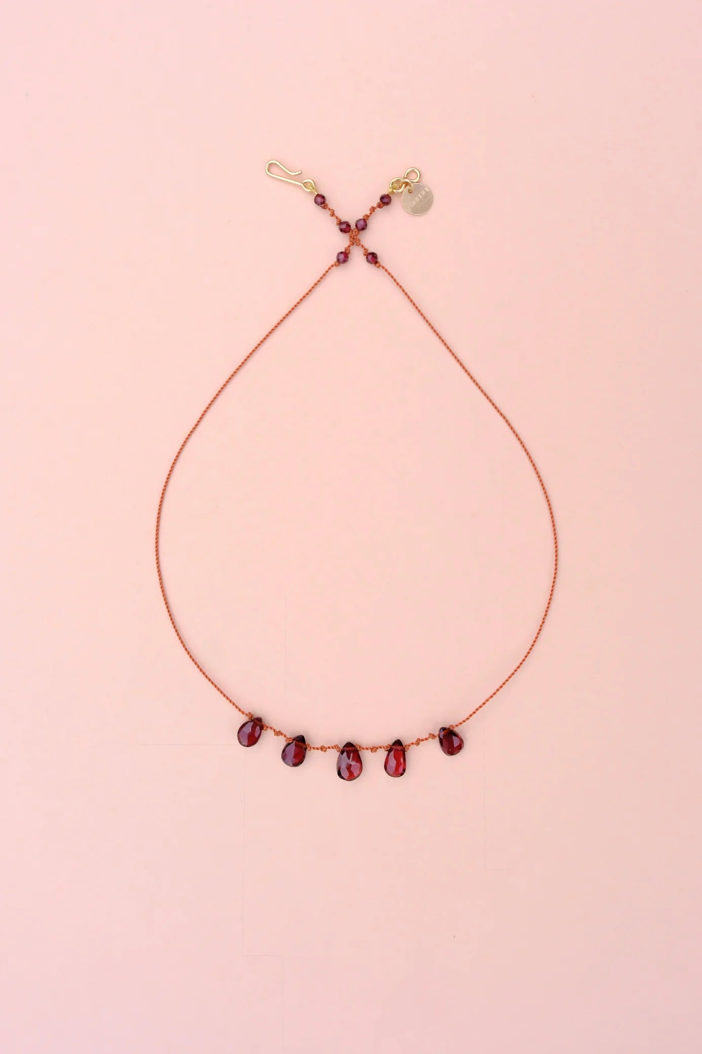 IVARENE | 5 Gouttes Necklace with garnet