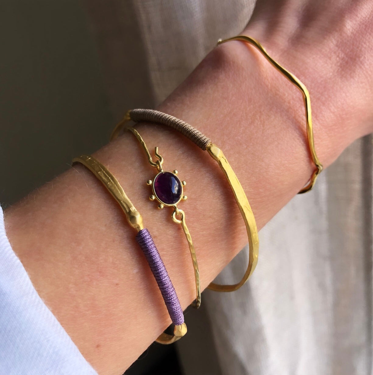 DANAI GIANNELLI | Amethyst bracelet warm purple