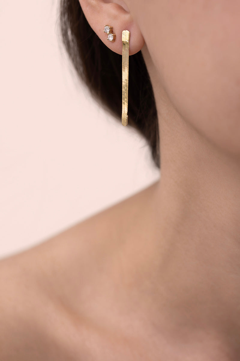 AVALON | Earring two Lab grown diamonds with dangling chain