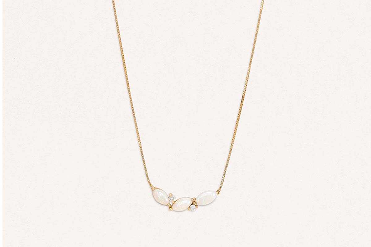 AVALON | Necklace with opals and lab-grown diamonds