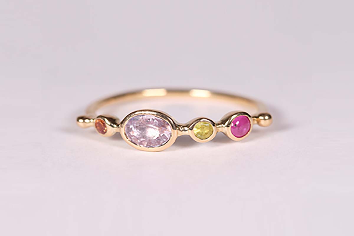 Dorette | Sapphire and ruby cabochon ring