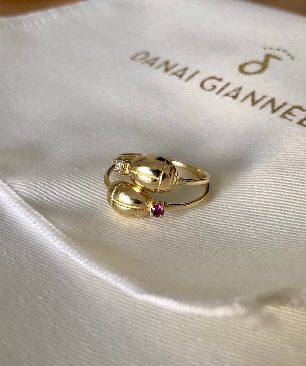 DANAI GIANNELLI | Petit Beetle ring | hot pink sapphire