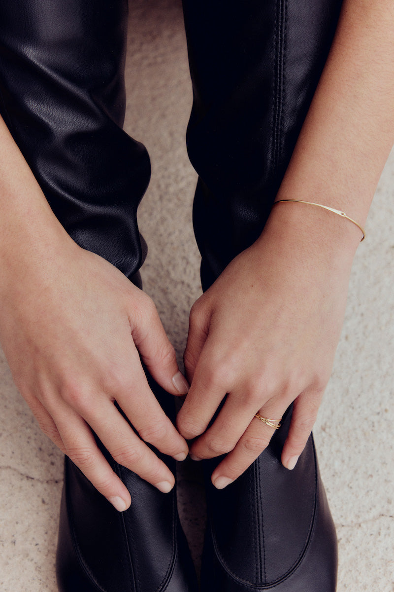 HELENA ROHNER | Simple wire bracelet