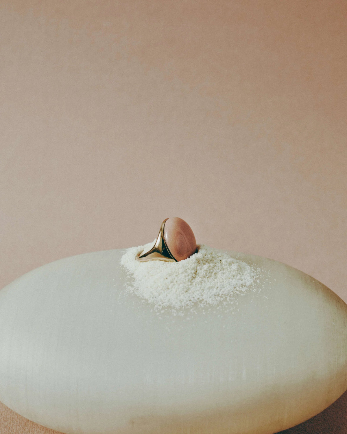 HELENA ROHNER | POWDER RING